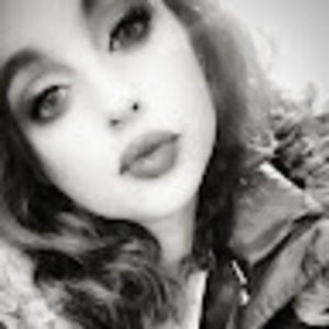 Meet your Posher, Mercedes